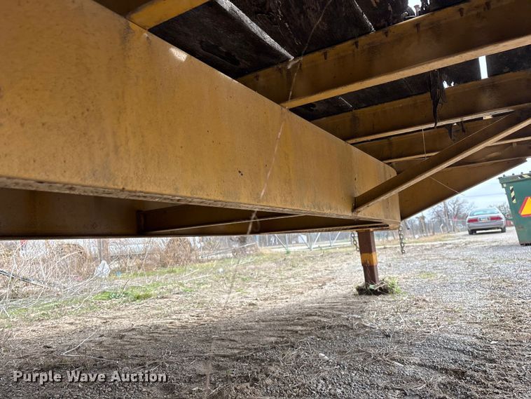 image for item EO4066 2002 Belshe  equipment trailer