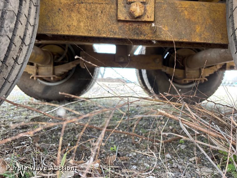 image for item EO4066 2002 Belshe  equipment trailer