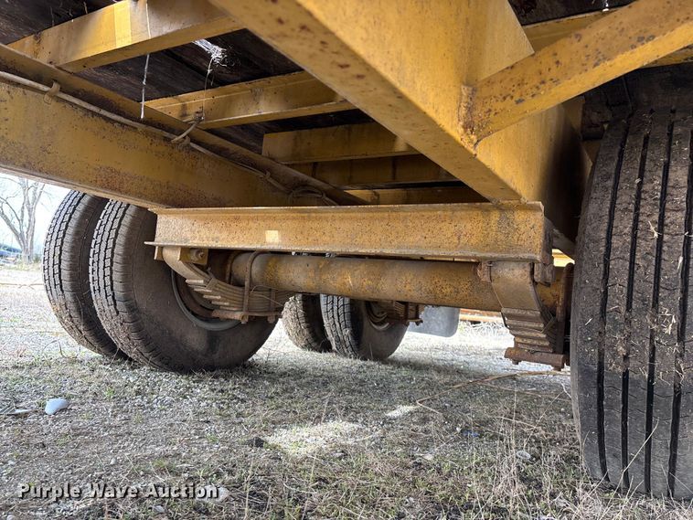 image for item EO4066 2002 Belshe  equipment trailer