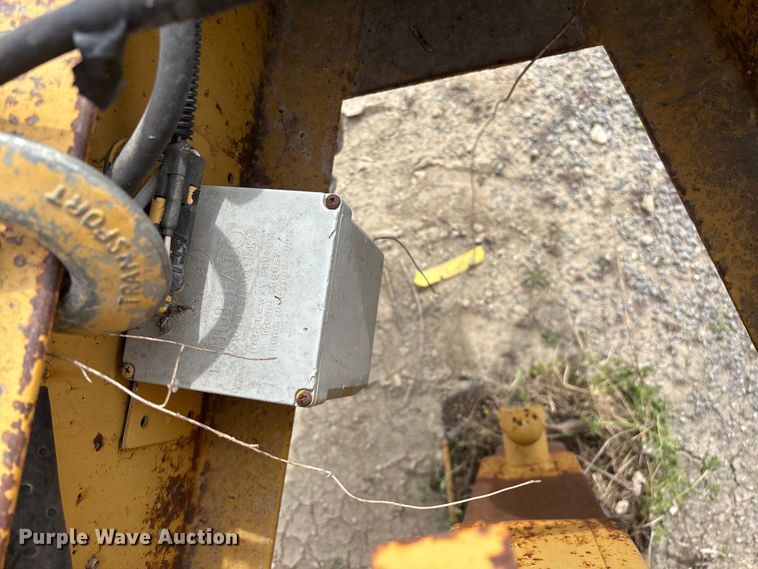 image for item EO4066 2002 Belshe  equipment trailer