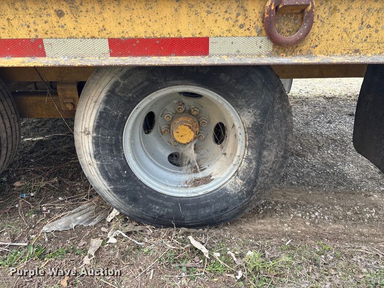 image for item EO4066 2002 Belshe  equipment trailer