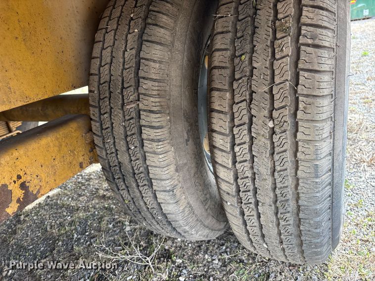 image for item EO4066 2002 Belshe  equipment trailer