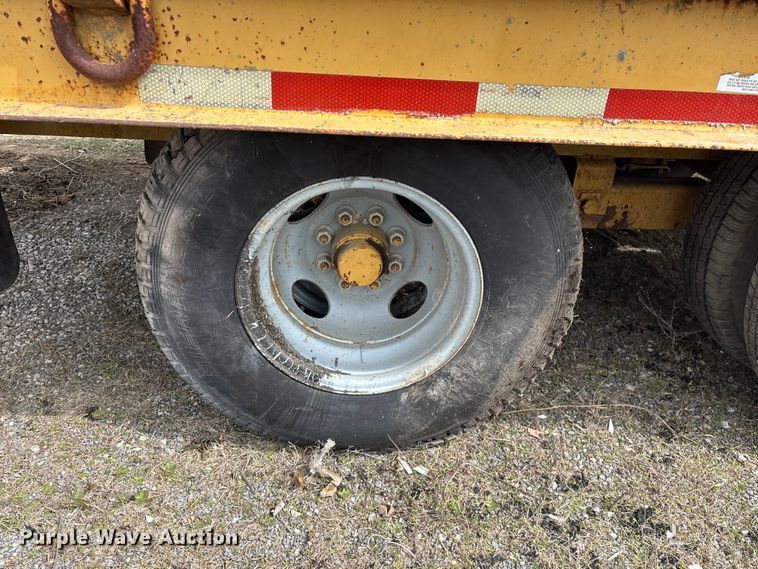 image for item EO4066 2002 Belshe  equipment trailer