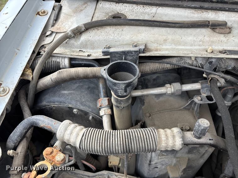 image for item EO4067 2005 Ford E150 van