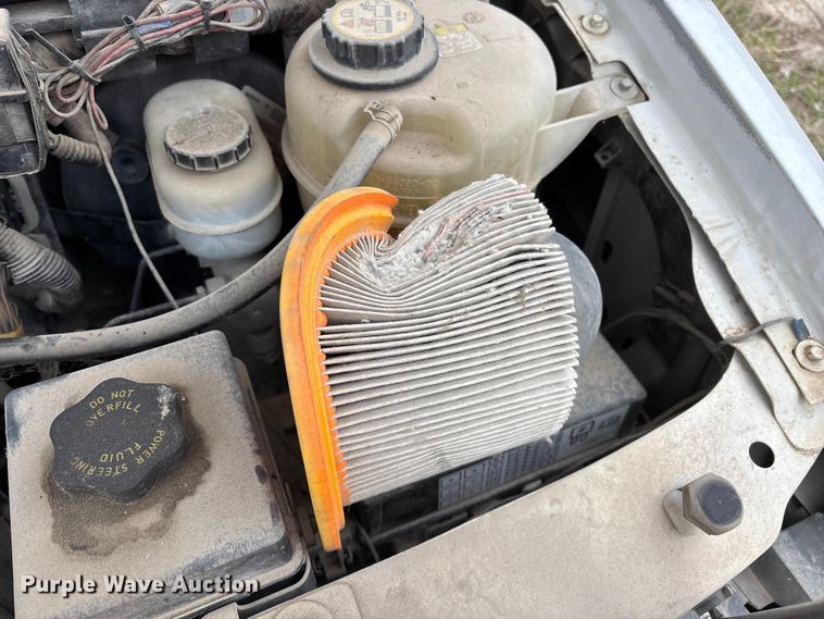 image for item EO4067 2005 Ford E150 van