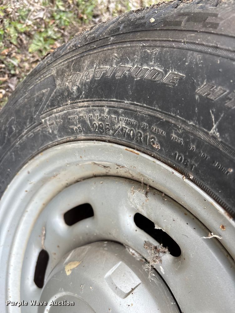 image for item EO4067 2005 Ford E150 van