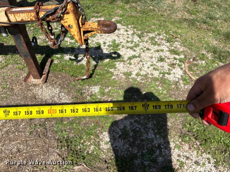 image for item EO4069 Vermeer 1250 wood chipper