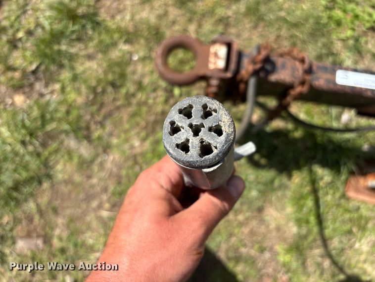 image for item EO4070 2004 Vermeer BC1400 XL wood chipper