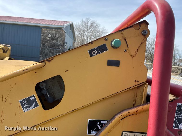 image for item EO4070 2004 Vermeer BC1400 XL wood chipper