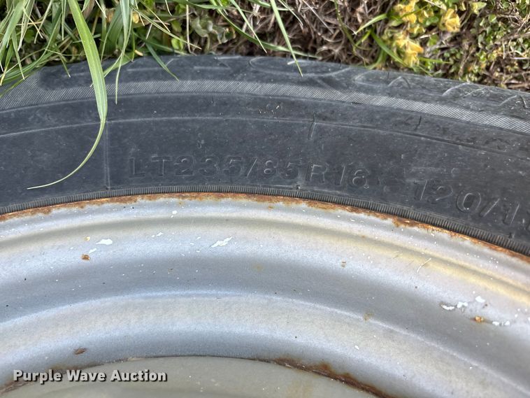 image for item EO4070 2004 Vermeer BC1400 XL wood chipper