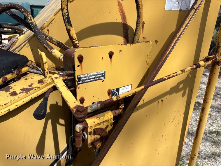 image for item EO4071 Vermeer 1250 wood chipper