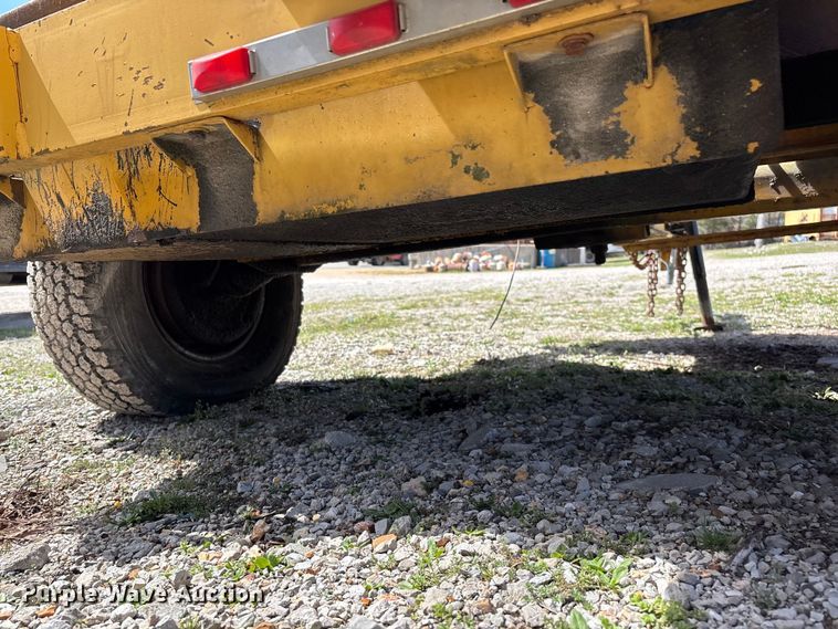 image for item EO4071 Vermeer 1250 wood chipper