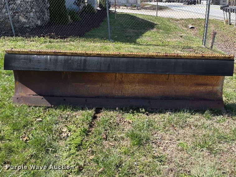 image for item EO4072 Valk Manufacturing Company RV 101-60 snow plow