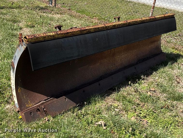 image for item EO4072 Valk Manufacturing Company RV 101-60 snow plow