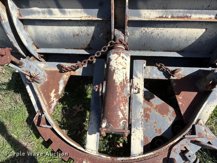 image for item EO4072 Valk Manufacturing Company RV 101-60 snow plow