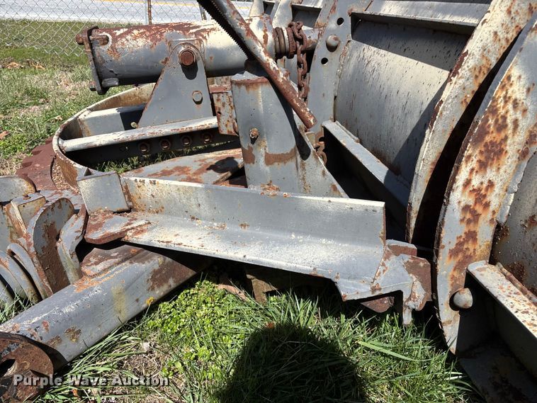 image for item EO4072 Valk Manufacturing Company RV 101-60 snow plow