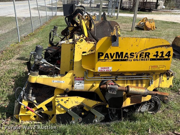 image for item EO4073 Gilcrest PavMaster 414T 2416735 paver