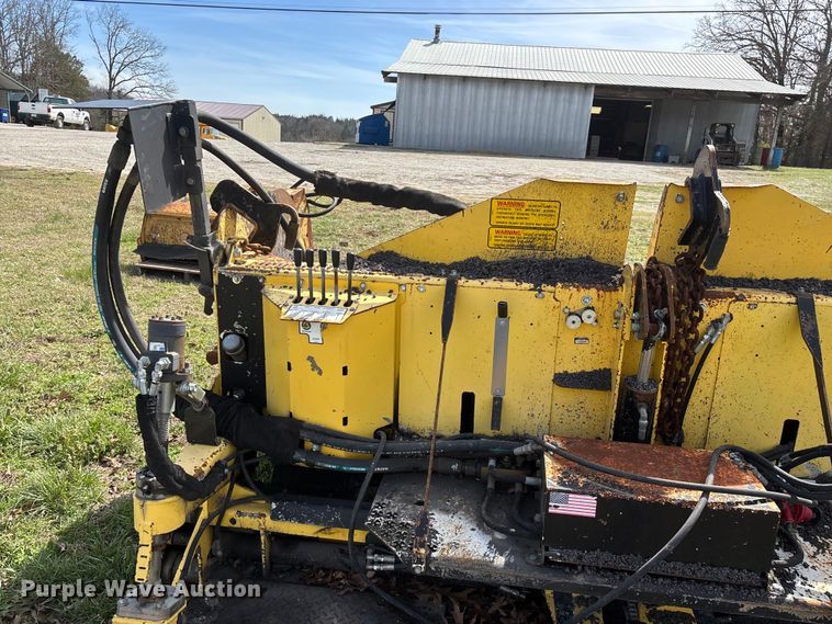 image for item EO4073 Gilcrest PavMaster 414T 2416735 paver