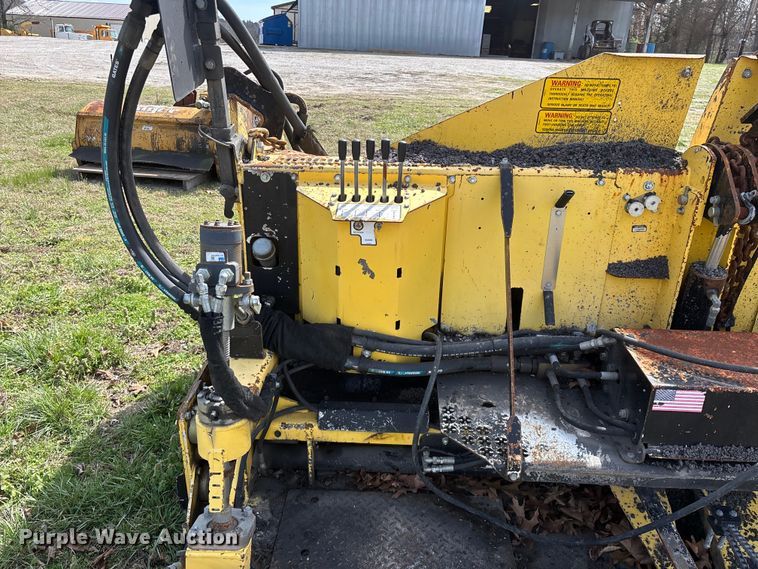 image for item EO4073 Gilcrest PavMaster 414T 2416735 paver