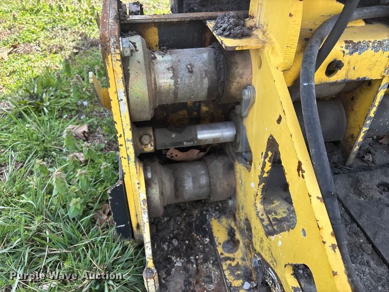 image for item EO4073 Gilcrest PavMaster 414T 2416735 paver