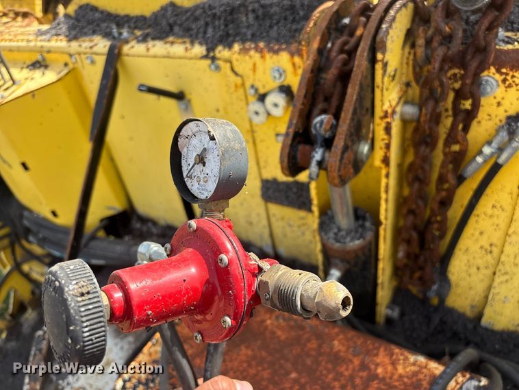 image for item EO4073 Gilcrest PavMaster 414T 2416735 paver