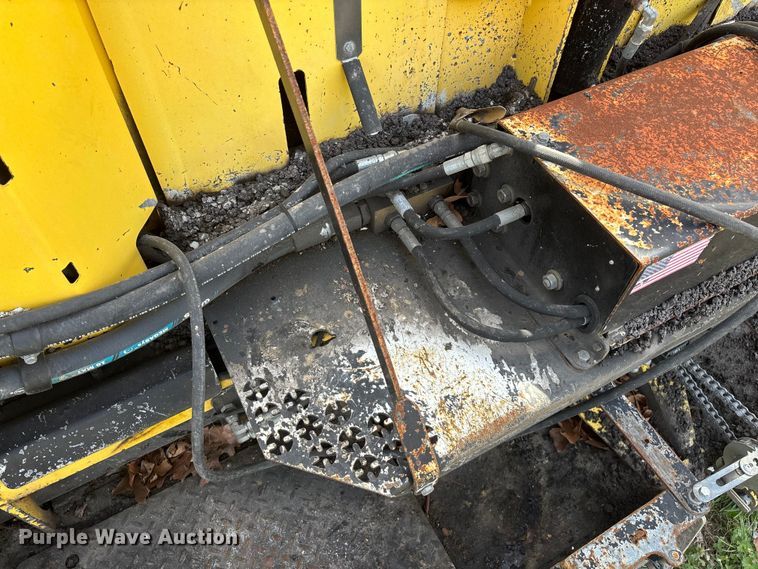 image for item EO4073 Gilcrest PavMaster 414T 2416735 paver