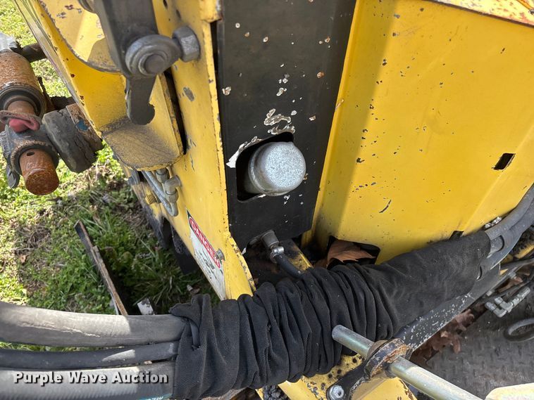 image for item EO4073 Gilcrest PavMaster 414T 2416735 paver