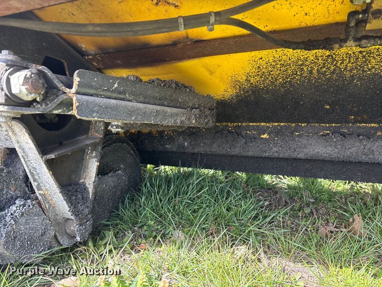 image for item EO4073 Gilcrest PavMaster 414T 2416735 paver