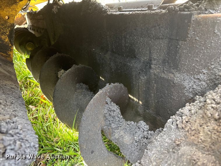 image for item EO4073 Gilcrest PavMaster 414T 2416735 paver