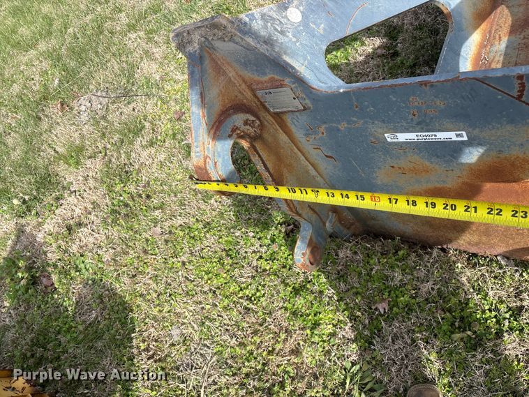 image for item EO4079 JRB Attachments LLC 624J extendable boom