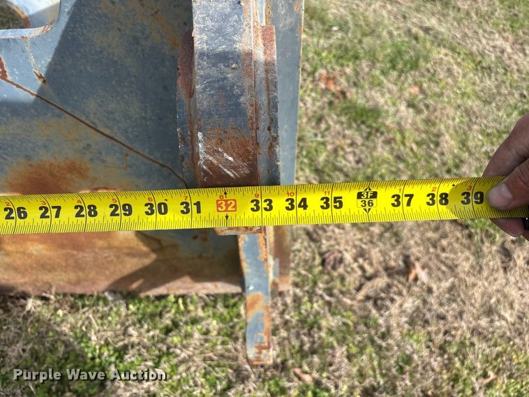 image for item EO4079 JRB Attachments LLC 624J extendable boom