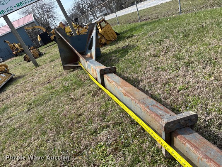 image for item EO4079 JRB Attachments LLC 624J extendable boom