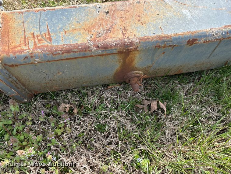 image for item EO4079 JRB Attachments LLC 624J extendable boom