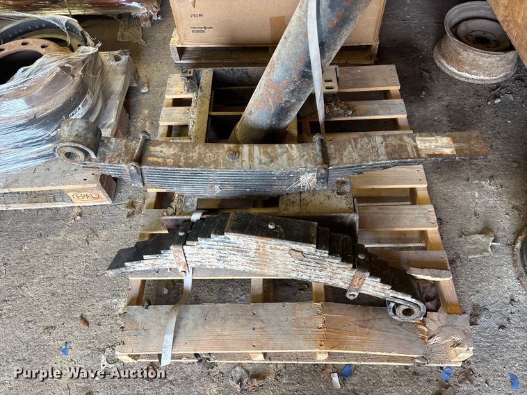 image for item EO4081 Dump truck ram and truck springs