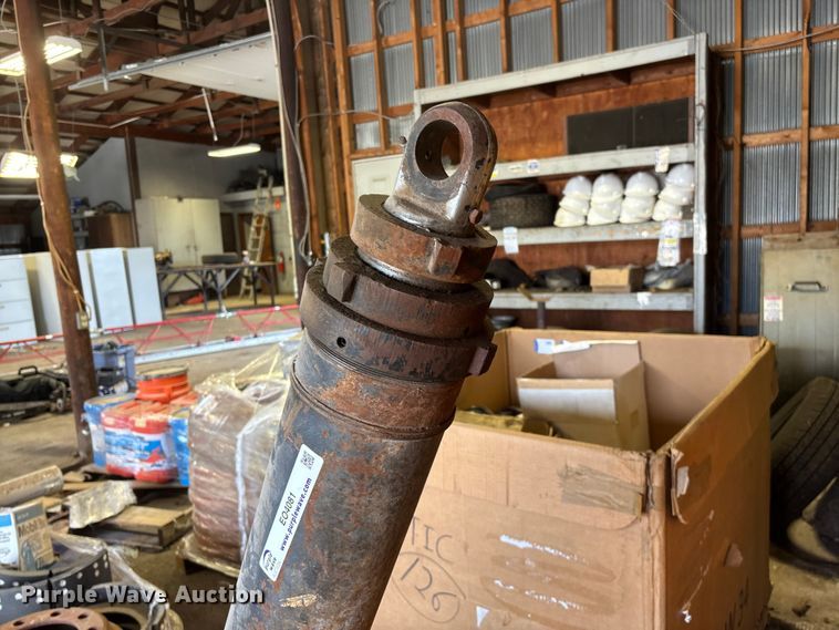 image for item EO4081 Dump truck ram and truck springs