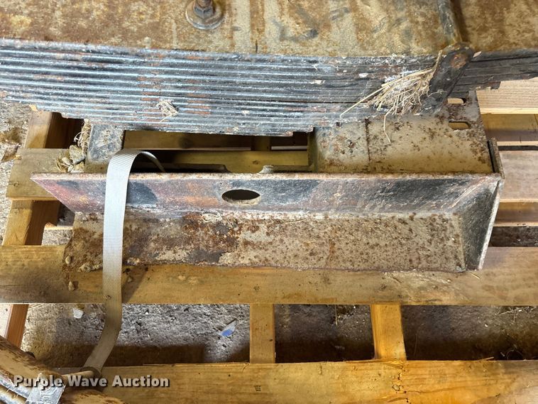 image for item EO4081 Dump truck ram and truck springs