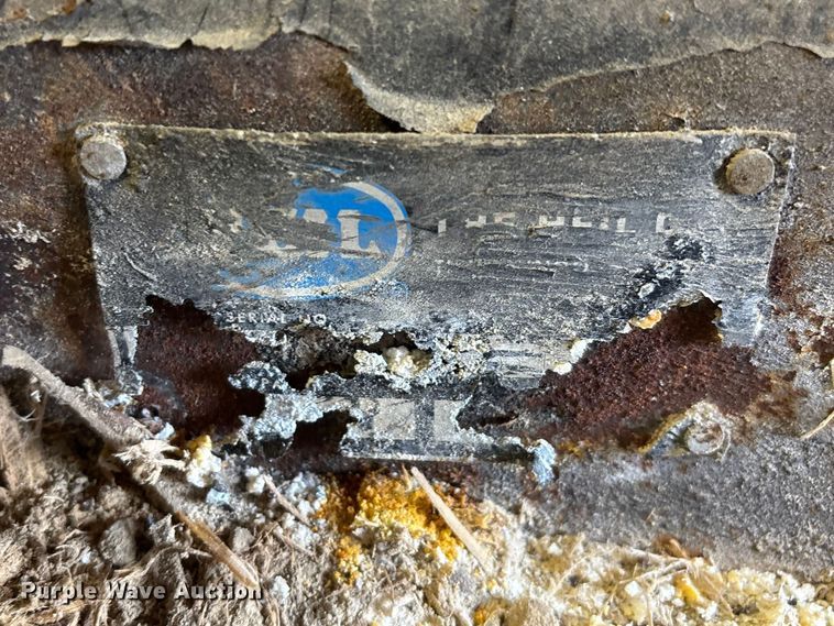 image for item EO4081 Dump truck ram and truck springs