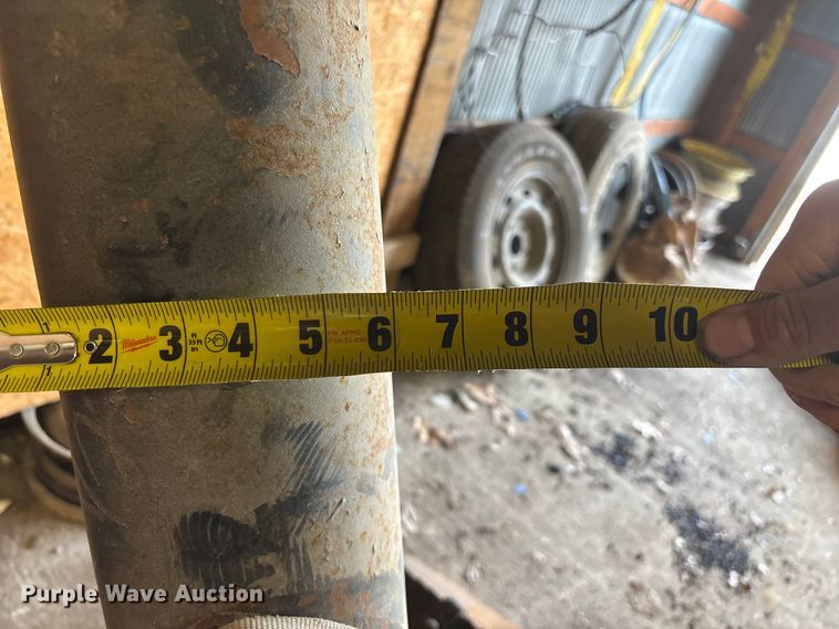 image for item EO4081 Dump truck ram and truck springs