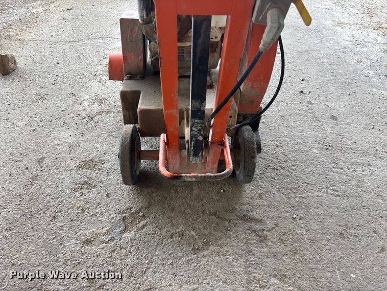 image for item EO4082 Norton Clipper C13 saw