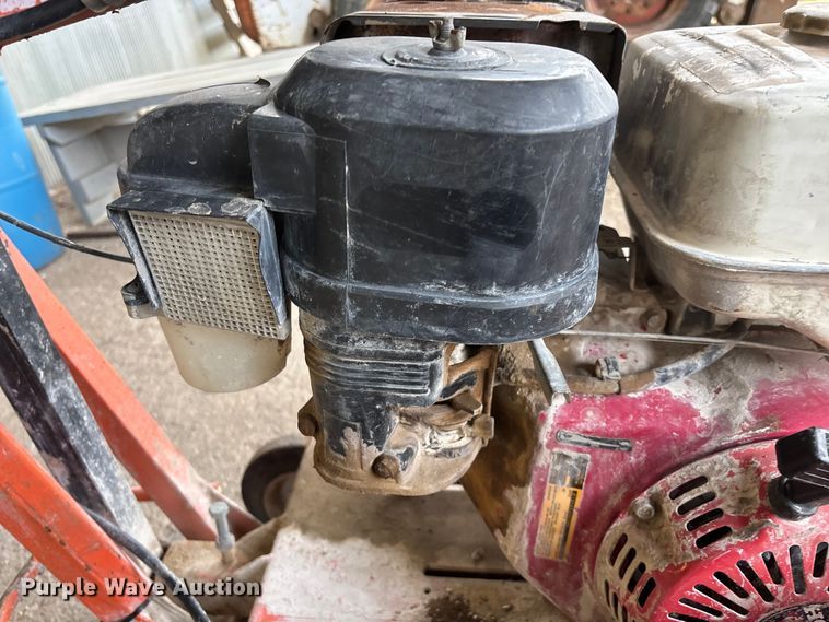 image for item EO4082 Norton Clipper C13 saw