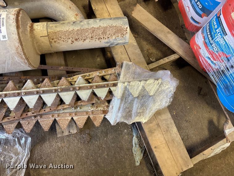 image for item EO4083 Truck and sickle mower parts