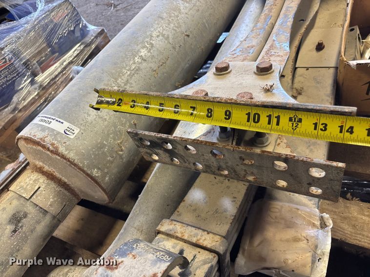 image for item EO4083 Truck and sickle mower parts