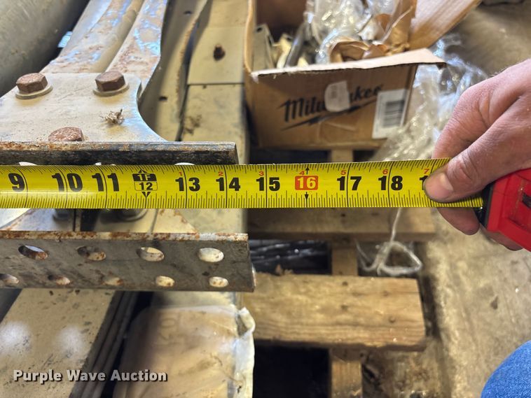 image for item EO4083 Truck and sickle mower parts