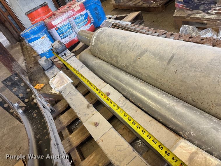 image for item EO4083 Truck and sickle mower parts