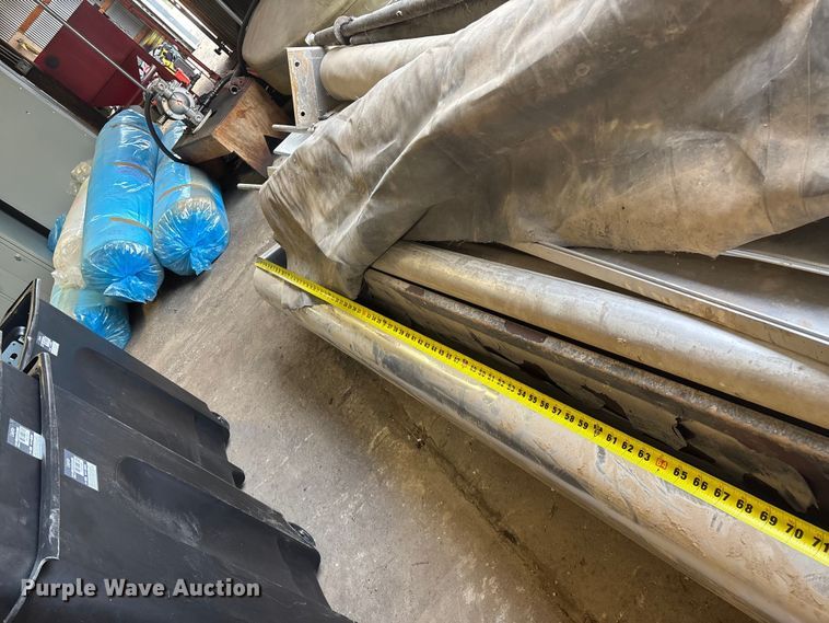 image for item EO4085 Dump truck roll tarp parts