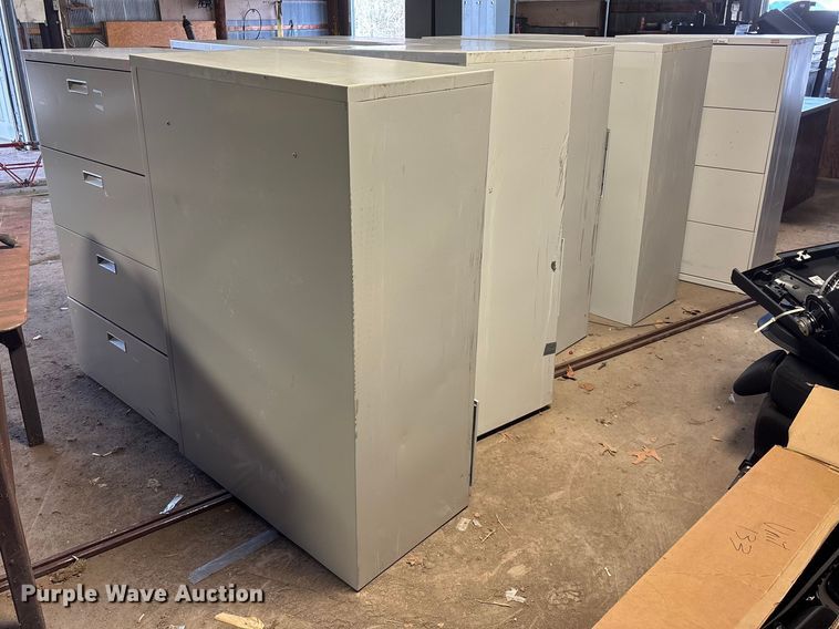 image for item EO4087 (9) metal cabinets