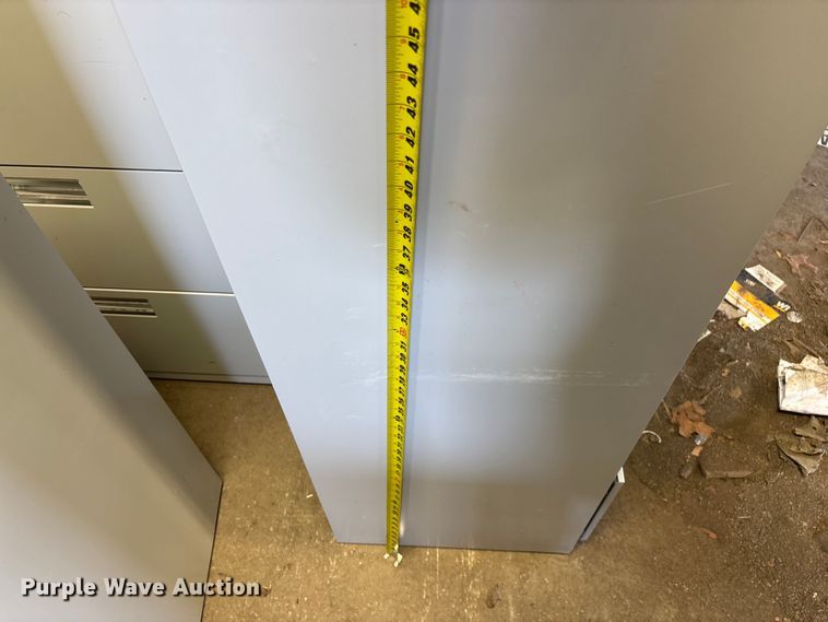 image for item EO4087 (9) metal cabinets