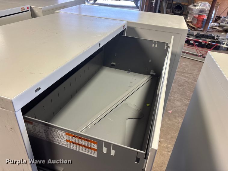 image for item EO4087 (9) metal cabinets