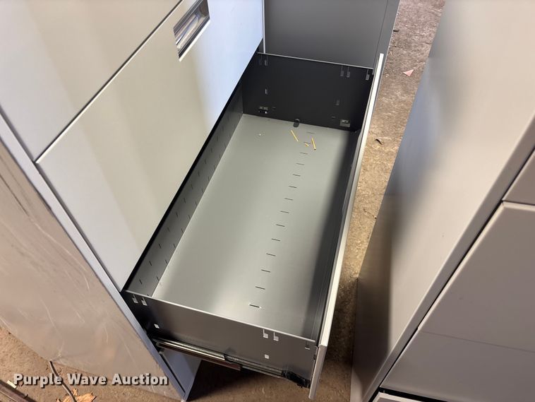 image for item EO4087 (9) metal cabinets