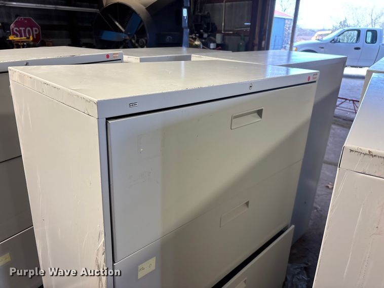 image for item EO4087 (9) metal cabinets